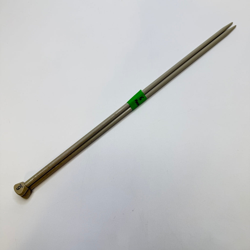 Knitting Needles Size 6 Tools - Grey - Individual - True Deadstock supplies Fabric by private - Sustainable Textile | FABCYCLE