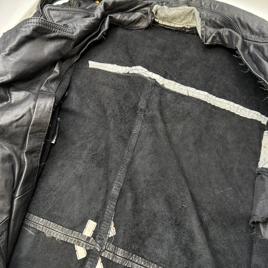 Leather Jacket Clothing - Black - Individual - True Deadstock supplies Fabric by private - Sustainable Textile | FABCYCLE