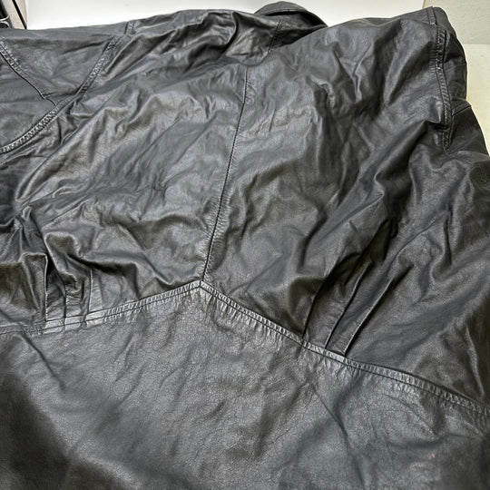 Leather Jacket Clothing - Black - Individual - True Deadstock supplies Fabric by private - Sustainable Textile | FABCYCLE