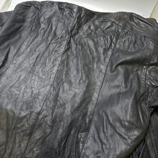 Leather Jacket Clothing - Black - Individual - True Deadstock supplies Fabric by private - Sustainable Textile | FABCYCLE