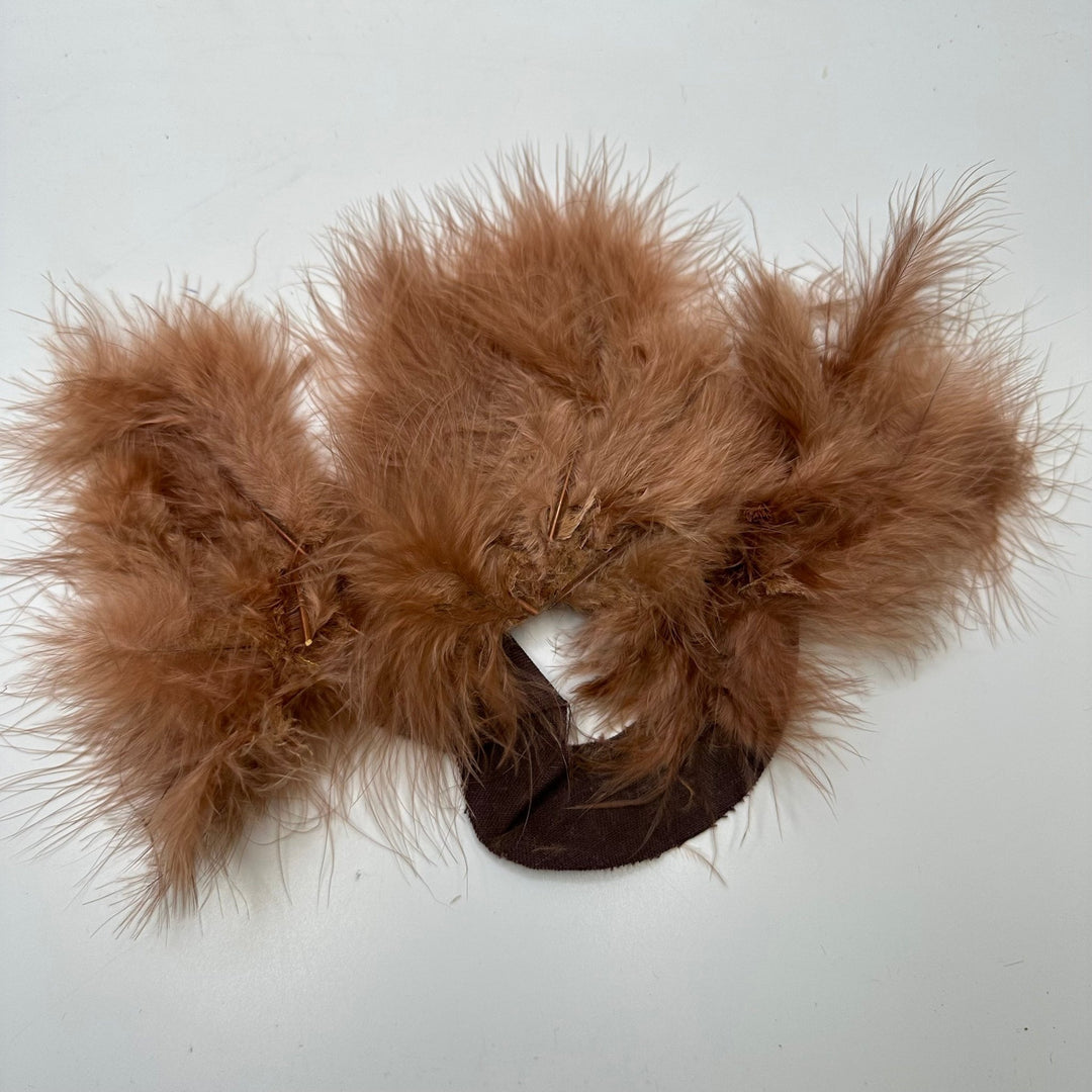 Marabou Hat Piece Feathers - Beige - Individual - True Deadstock supplies Fabric by private - Sustainable Textile | FABCYCLE