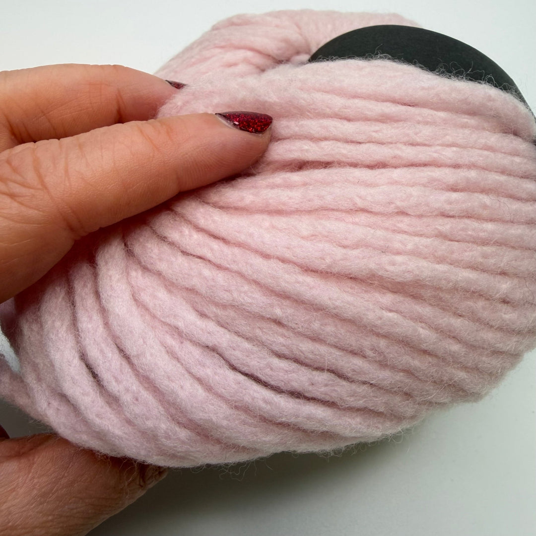 Merino Wool Yarn - Light Pink - Individual - True Deadstock supplies Fabric by private - Sustainable Textile | FABCYCLE