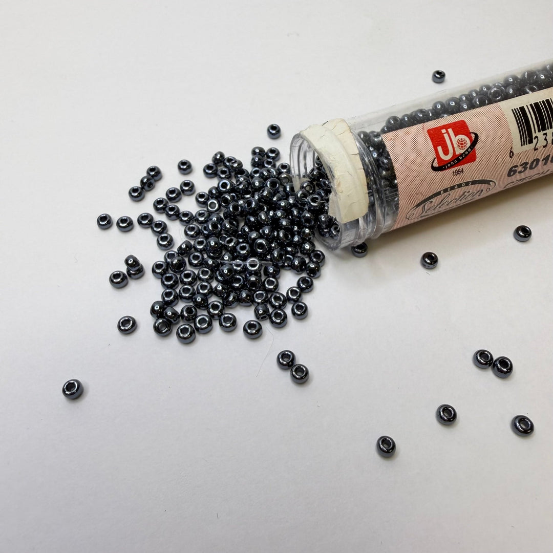 Metallic Chrome Seed Beads Beads - Dark Grey/Silver - 600 Pack - True Deadstock supplies Fabric by private - Sustainable Textile | FABCYCLE
