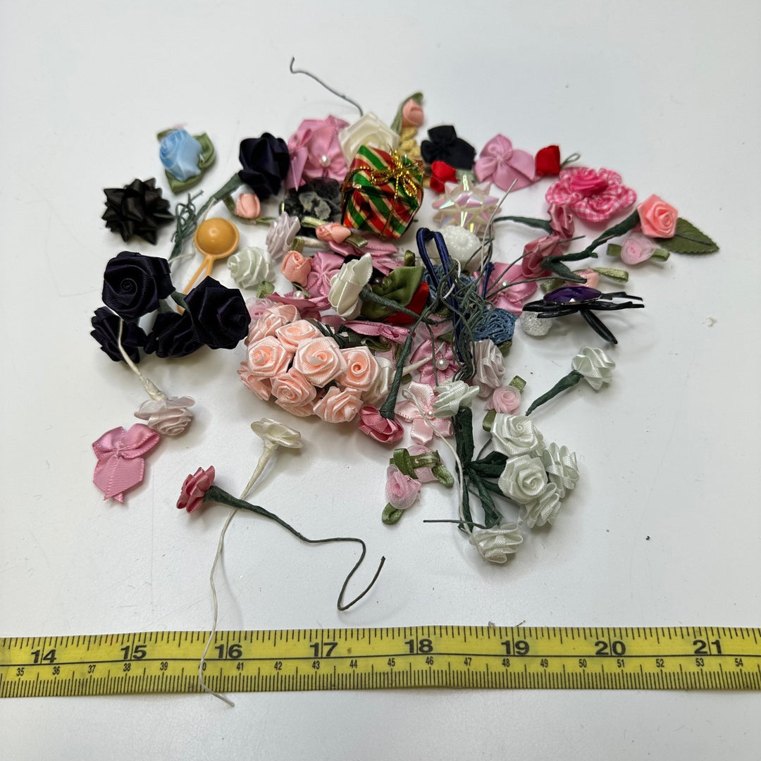 Mini Flowers Accessories - Multi - 20 Pack - True Deadstock supplies Fabric by private - Sustainable Textile | FABCYCLE