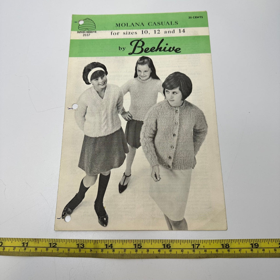 Molana Casuals Books - Light White/Green - Individual - True Deadstock supplies Fabric by private - Sustainable Textile | FABCYCLE