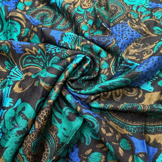 Need To Be Seen - Cotton Woven - Blue/Green Paisley - 1.45M Bundle - True Deadstock fabric Fabric by private - Sustainable Textile | FABCYCLE