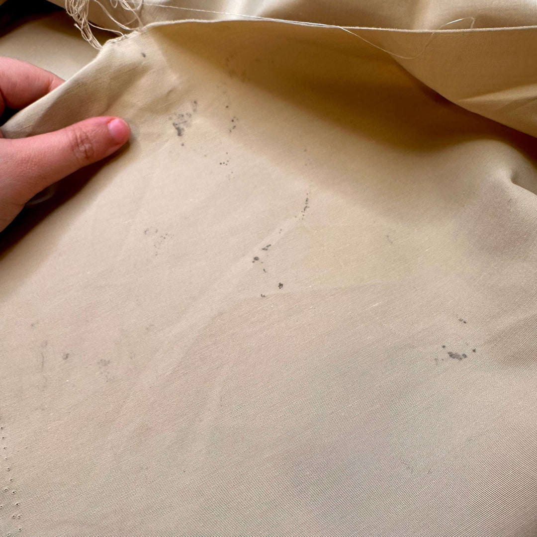 Nobel Peace Prize Winner - Cotton Woven - Light Beige - 2.5M Bundle - True Deadstock fabric Fabric by private - Sustainable Textile | FABCYCLE