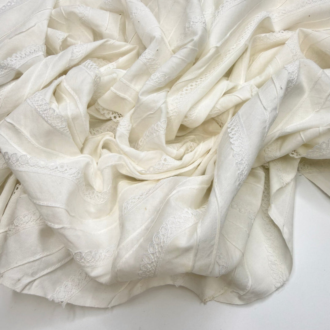 Parasol Picnic - Cotton Woven - Lace Sewn Diagonally On Fabric - White - 2.6M Bundle - True Deadstock fabric Fabric by private - Sustainable Textile | FABCYCLE