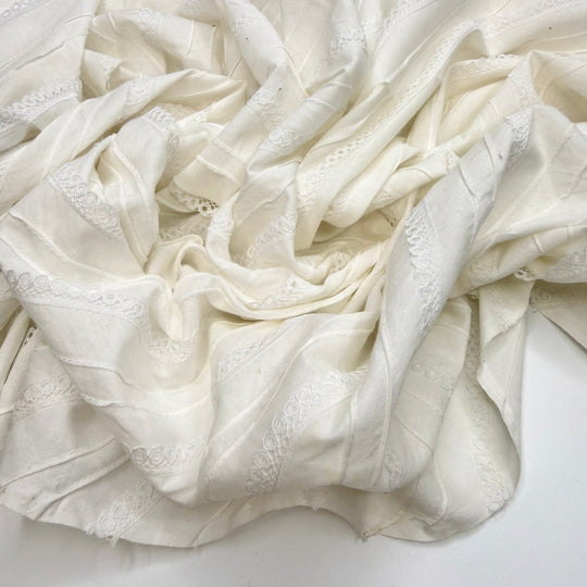 Parasol Picnic - Cotton Woven - Lace Sewn Diagonally On Fabric - White - 2.6M Bundle - True Deadstock fabric Fabric by private - Sustainable Textile | FABCYCLE