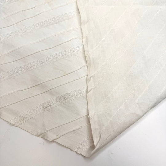 Parasol Picnic - Cotton Woven - Lace Sewn Diagonally On Fabric - White - 2.6M Bundle - True Deadstock fabric Fabric by private - Sustainable Textile | FABCYCLE