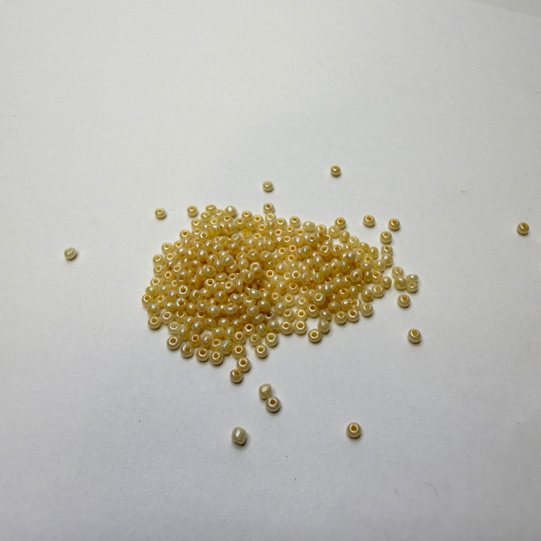 Pearled Seed Beads Beads - Cream - 100 Pack - True Deadstock supplies Fabric by private - Sustainable Textile | FABCYCLE