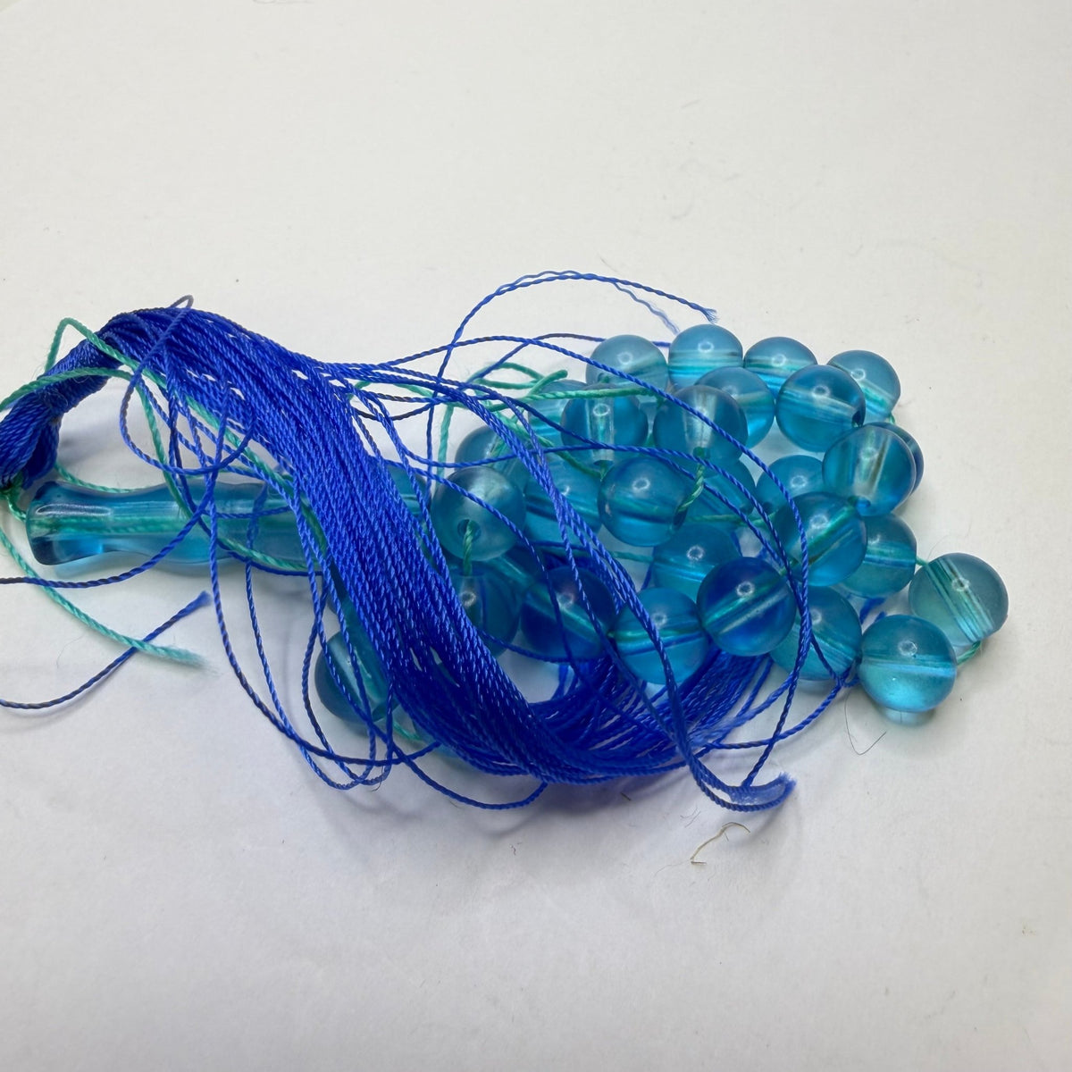 Plastic Beads On A String Beads - Turquoise - 20 Pack - True Deadstock supplies Fabric by private - Sustainable Textile | FABCYCLE