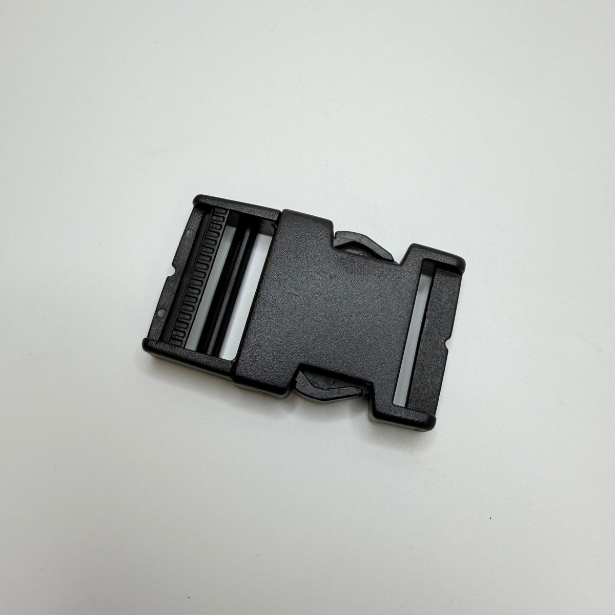 Plastic Buckles - Black - Individual - True Deadstock supplies Fabric by private - Sustainable Textile | FABCYCLE