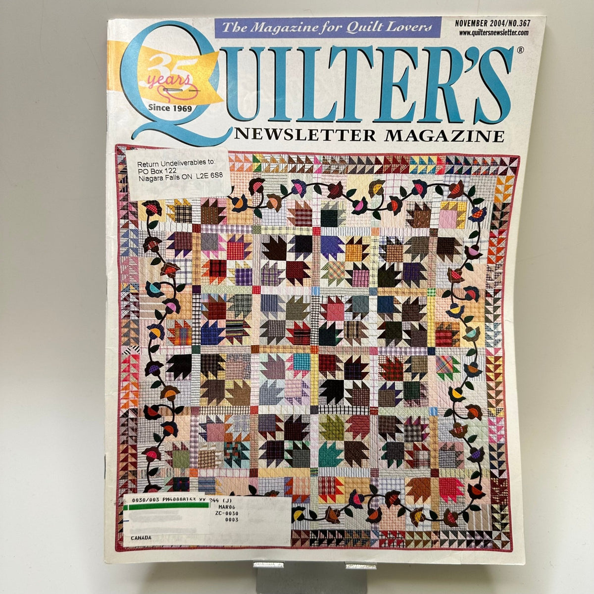 Quilters Newsletter November 2004 Books - Multi - Individual - True Deadstock supplies Fabric by private - Sustainable Textile | FABCYCLE