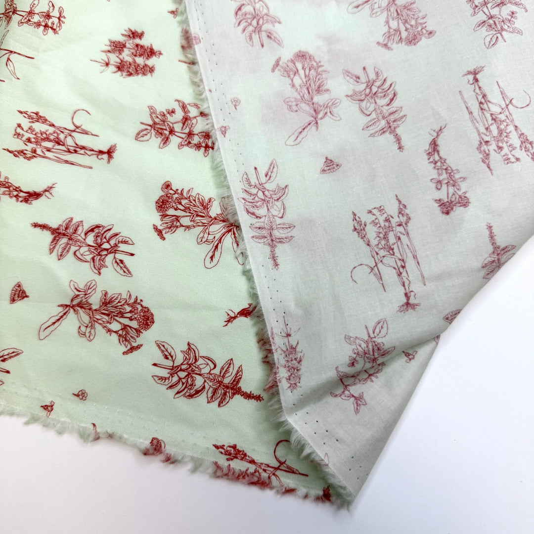Quilting As Therapy - Cotton Woven - Light Green/Red Floral - 2.75M Bundle - True Deadstock fabric Fabric by private - Sustainable Textile | FABCYCLE
