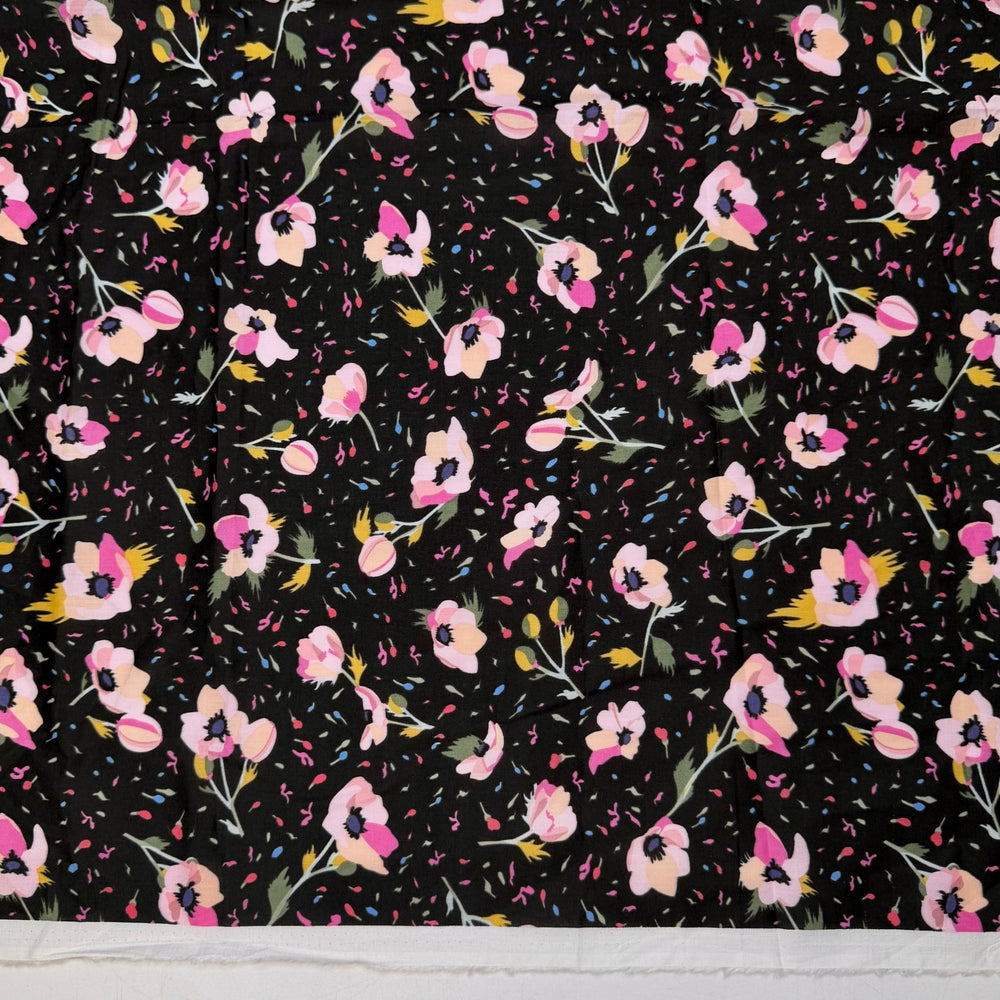 Quilting Is My Passion - Cotton Woven - Pink/Black Floral - 0.8M Bundle - True Deadstock fabric Fabric by private - Sustainable Textile | FABCYCLE
