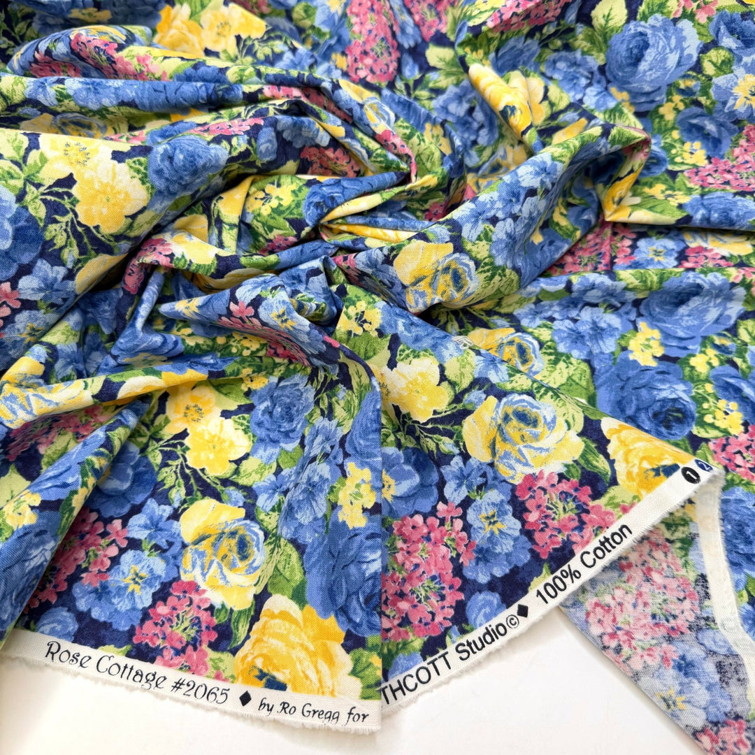 Quilting Room - Cotton Woven - Blue/Yellow Floral - 1M Bundle - True Deadstock fabric Fabric by private - Sustainable Textile | FABCYCLE