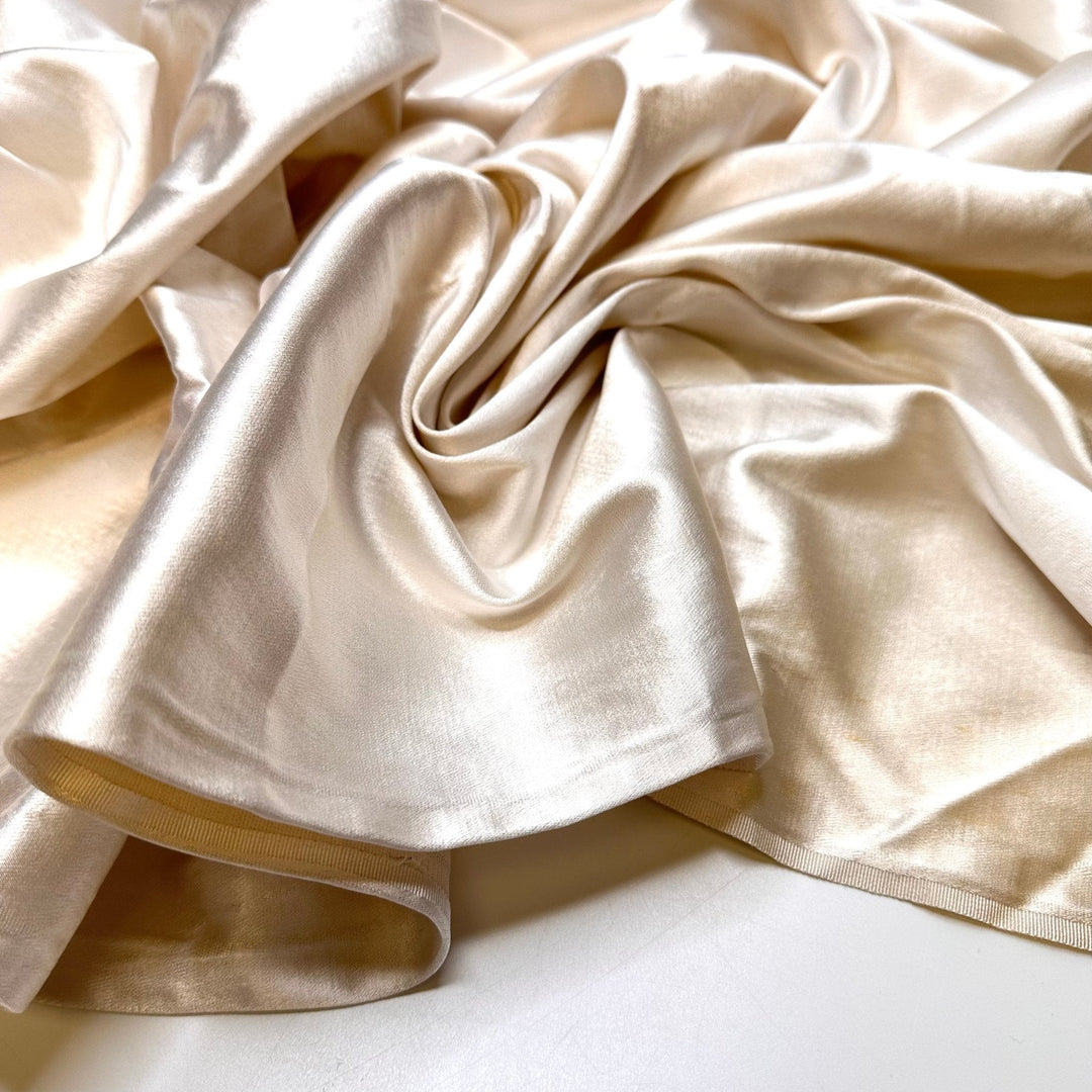 Refreshing Summer Foods - Cotton Blend Woven - Cream - 1.6M Bundle - True Deadstock fabric Fabric by private - Sustainable Textile | FABCYCLE