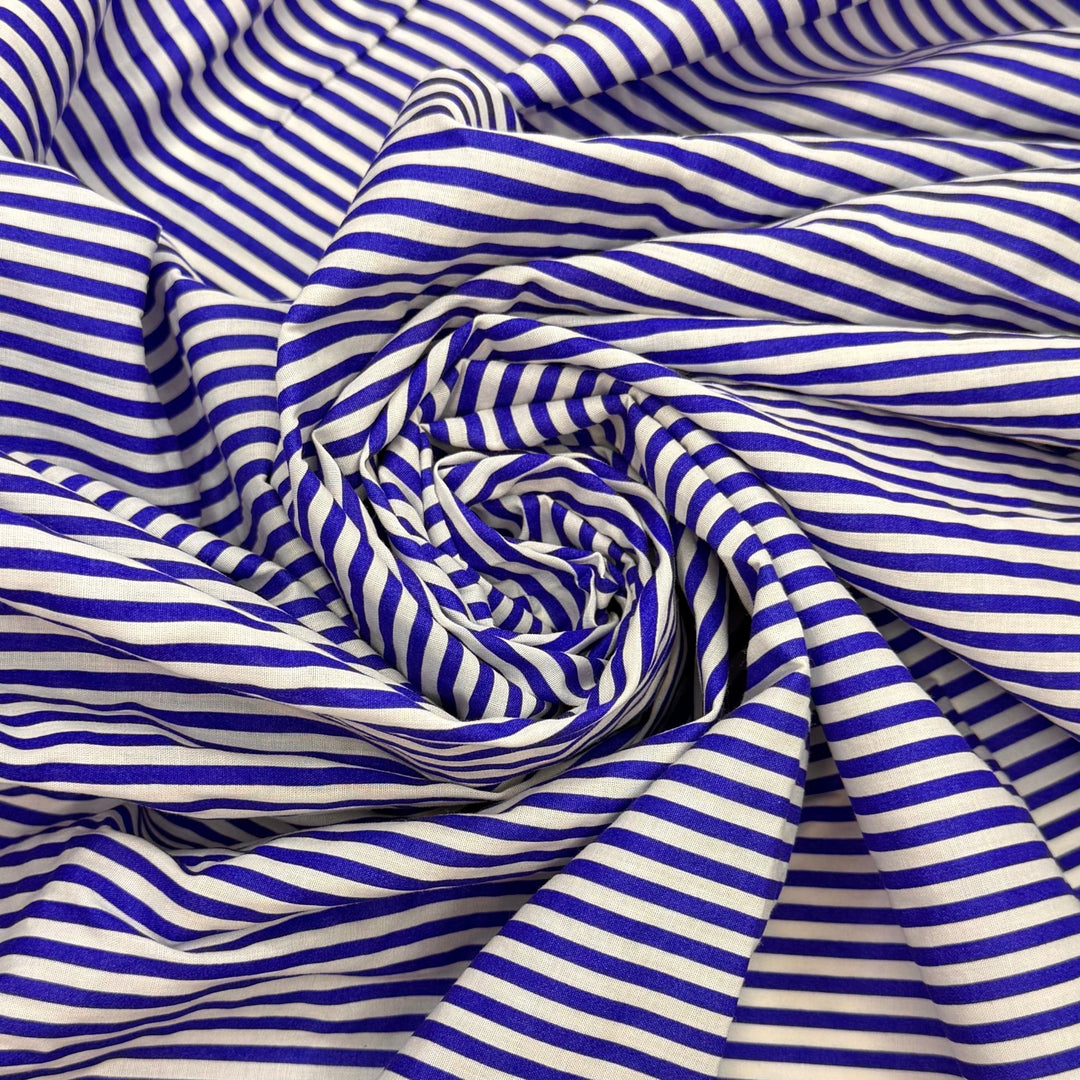 Ripples In The Ocean - Cotton Woven - Dark Blue/White Stripes - 3.7M Bundle - True Deadstock fabric Fabric by private - Sustainable Textile | FABCYCLE