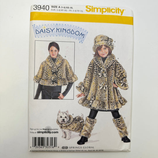 Sewing Pattern - Childrenswear - Simplicity 3940 - True Deadstock supplies Fabric by private - Sustainable Textile | FABCYCLE