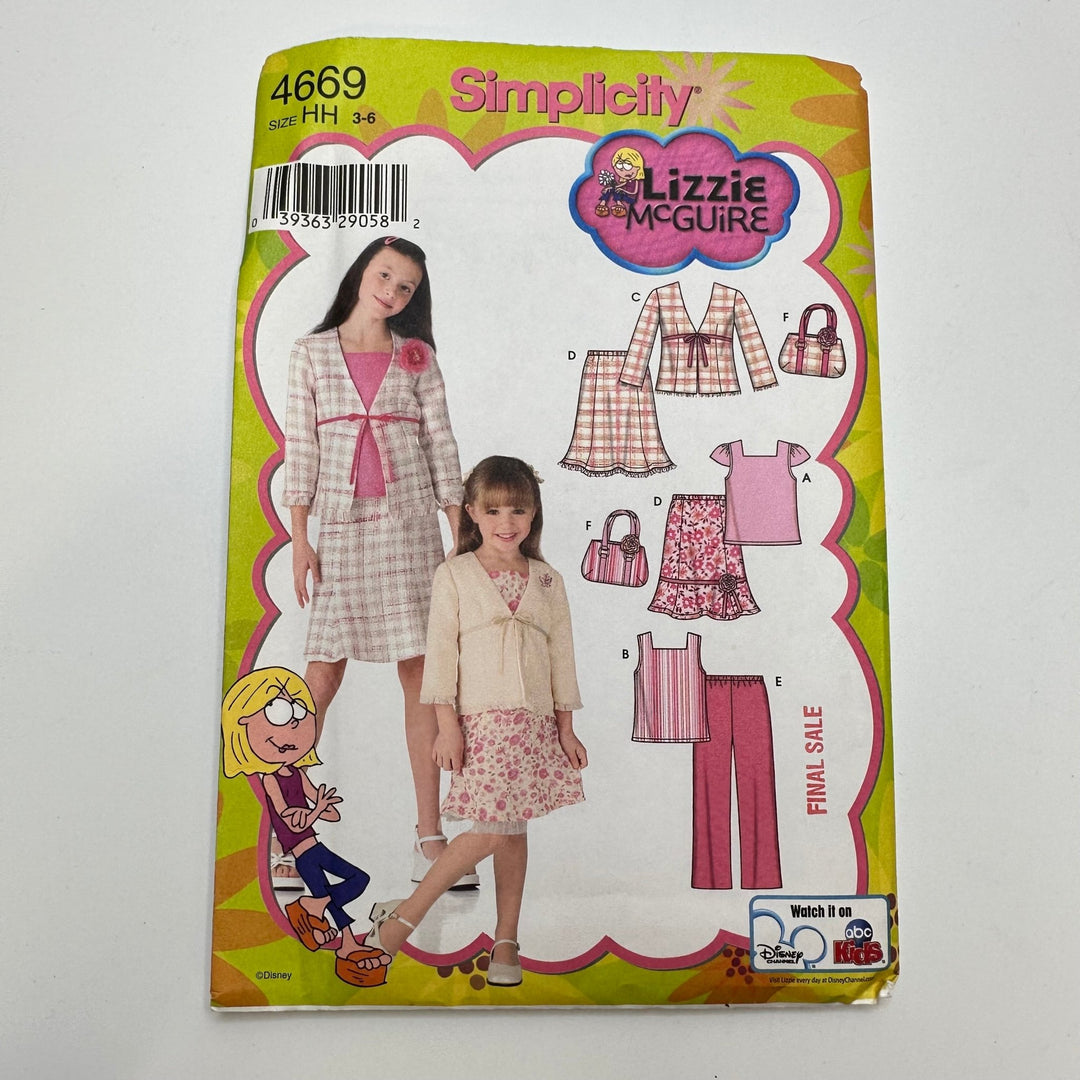 Sewing Pattern - Childrenswear - Simplicity 4669 - True Deadstock supplies Fabric by private - Sustainable Textile | FABCYCLE
