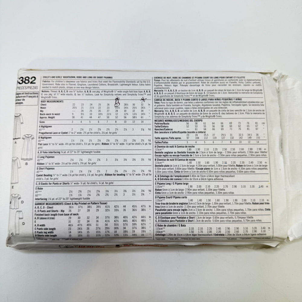 Sewing Pattern - Junior - Simplicity 5382 - True Deadstock supplies Fabric by private - Sustainable Textile | FABCYCLE
