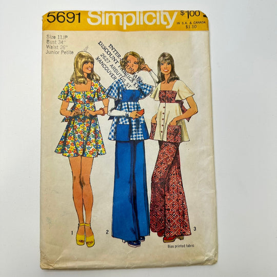 Sewing Pattern - Junior - Simplicity 5691 - True Deadstock supplies Fabric by private - Sustainable Textile | FABCYCLE