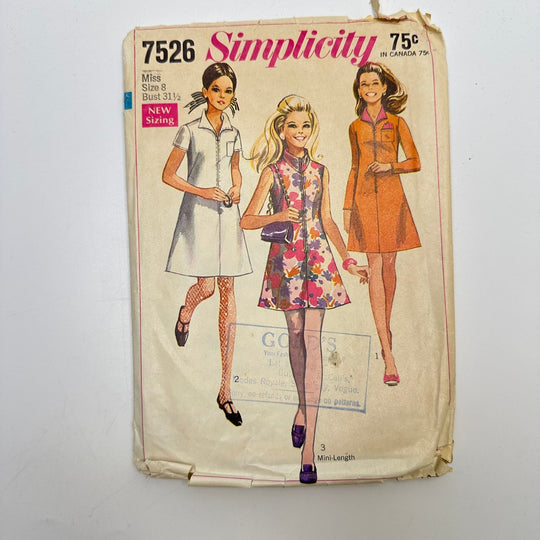 Sewing Pattern - Junior - Simplicity 7526 - True Deadstock supplies Fabric by private - Sustainable Textile | FABCYCLE