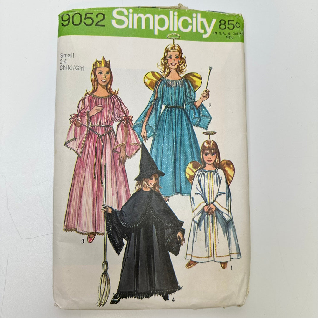 Sewing Pattern - Junior - Simplicity 9052 - True Deadstock supplies Fabric by private - Sustainable Textile | FABCYCLE