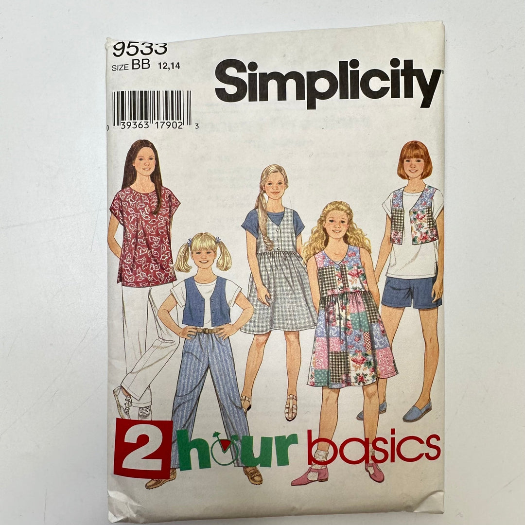 Sewing Pattern - Junior - Simplicity 9533 - True Deadstock supplies Fabric by private - Sustainable Textile | FABCYCLE