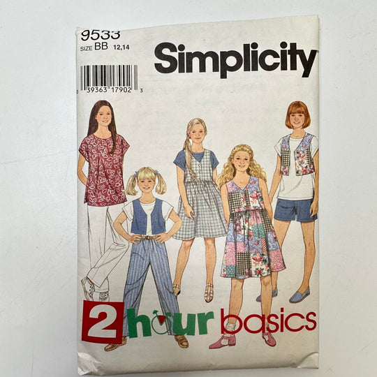 Sewing Pattern - Junior - Simplicity 9533 - True Deadstock supplies Fabric by private - Sustainable Textile | FABCYCLE