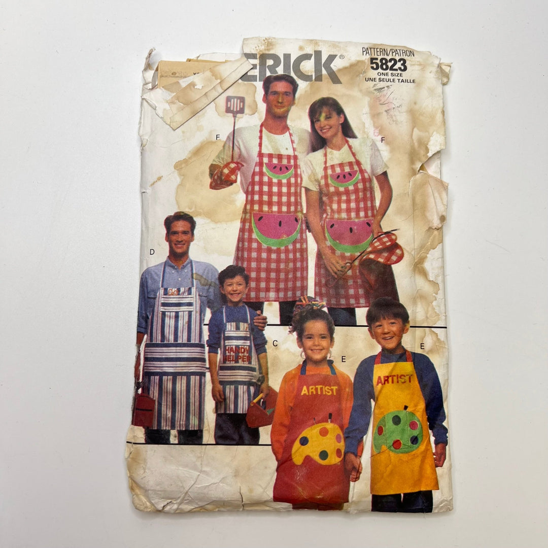 Sewing Pattern - Unisex - Butterick 5823 - True Deadstock supplies Fabric by private - Sustainable Textile | FABCYCLE