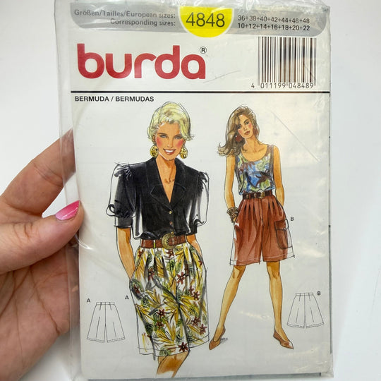 Sewing Pattern - Womenswear - Burda 4848 - True Deadstock supplies Fabric by private - Sustainable Textile | FABCYCLE