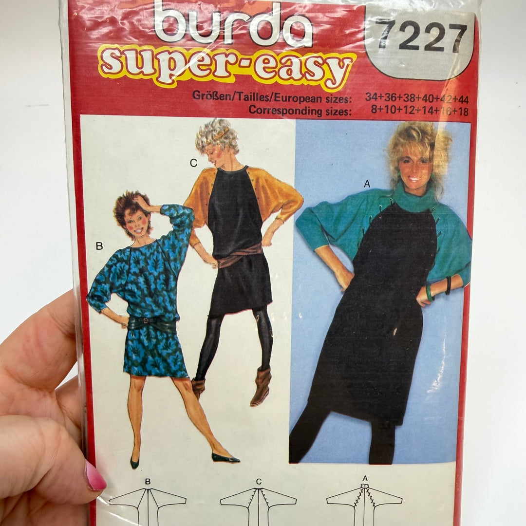 Sewing Pattern - Womenswear - Burda 7227 - True Deadstock supplies Fabric by private - Sustainable Textile | FABCYCLE