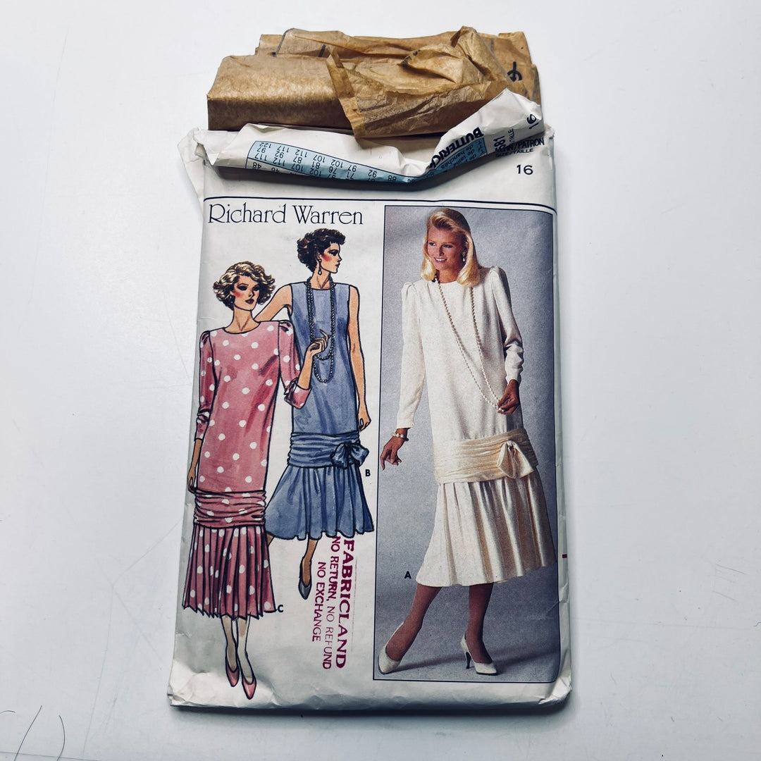 Sewing Pattern - Womenswear - Butterick 3581 - True Deadstock supplies Fabric by private - Sustainable Textile | FABCYCLE