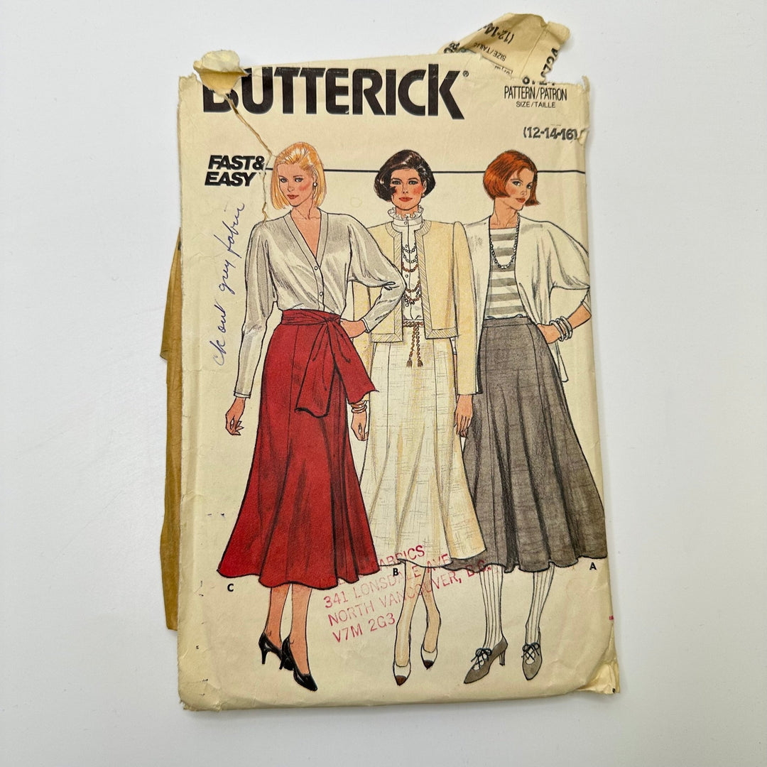 Sewing Pattern - Womenswear - Butterick 6724 - True Deadstock supplies Fabric by private - Sustainable Textile | FABCYCLE