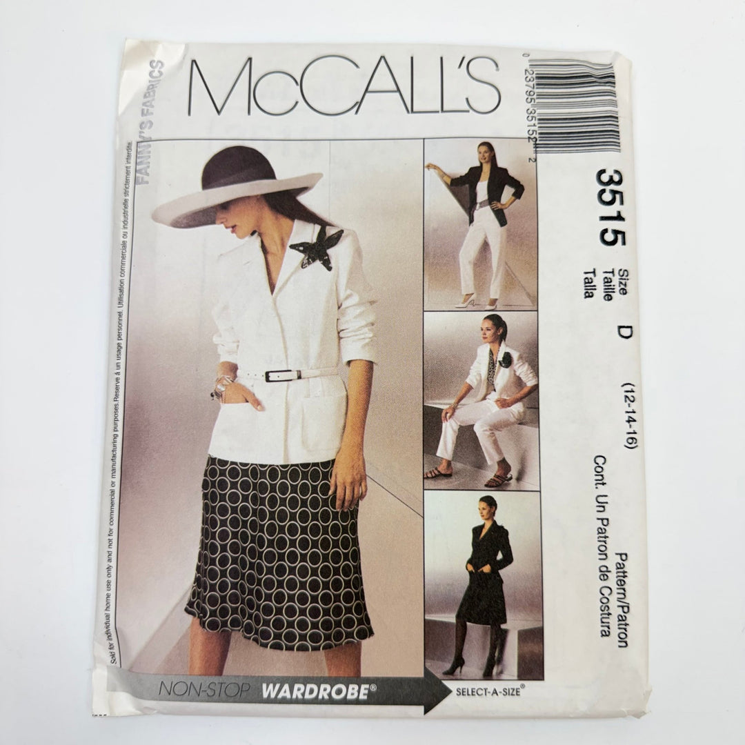 Sewing Pattern - Womenswear - McCall's 3515 - True Deadstock supplies Fabric by private - Sustainable Textile | FABCYCLE