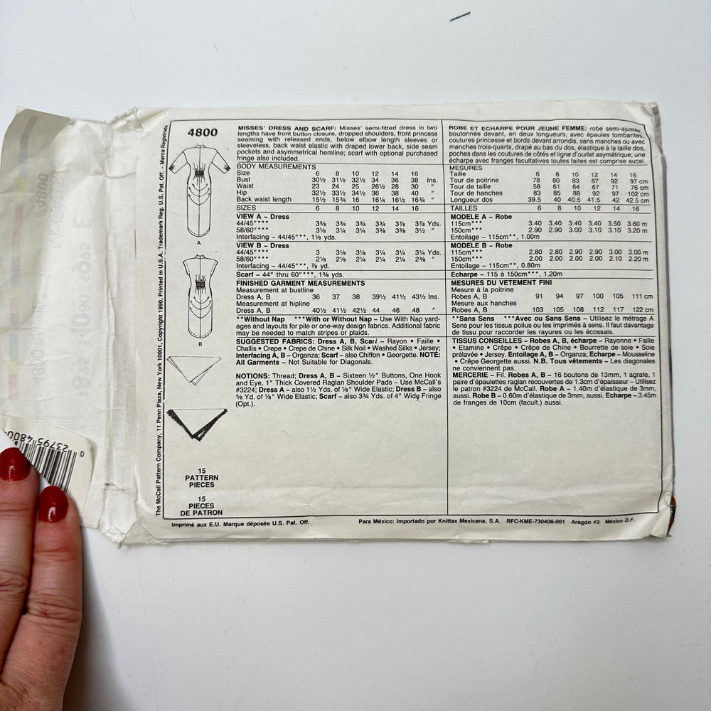 Sewing Pattern - Womenswear - McCall's 4800 - True Deadstock supplies Fabric by private - Sustainable Textile | FABCYCLE