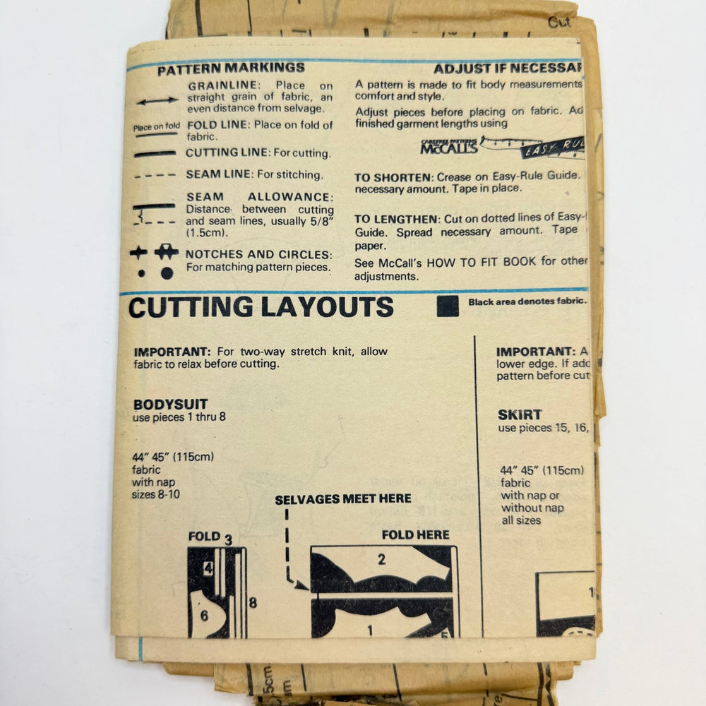 Sewing Pattern - Womenswear - McCall's 6629 - True Deadstock supplies Fabric by private - Sustainable Textile | FABCYCLE