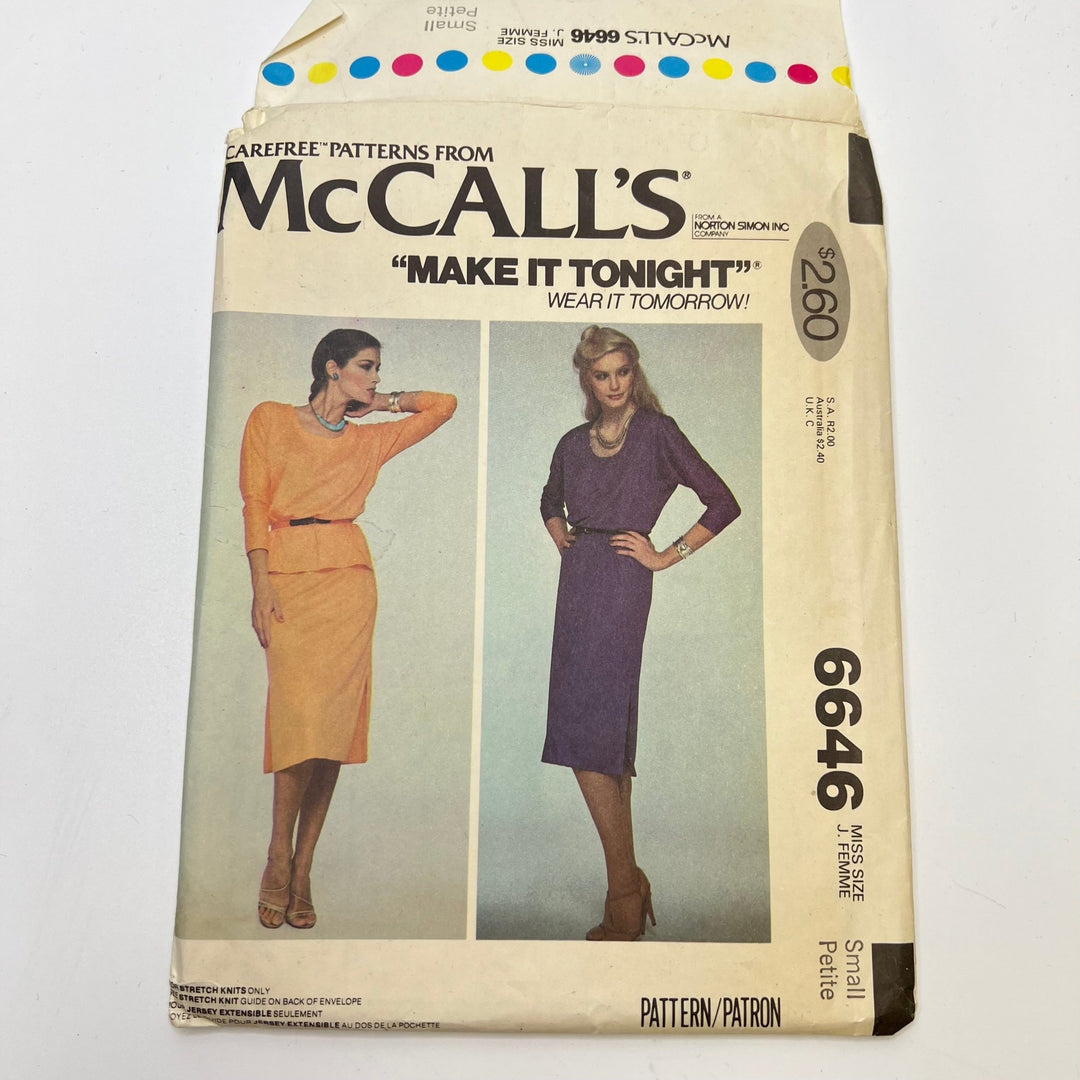Sewing Pattern - Womenswear - McCall's 6646 - True Deadstock supplies Fabric by private - Sustainable Textile | FABCYCLE