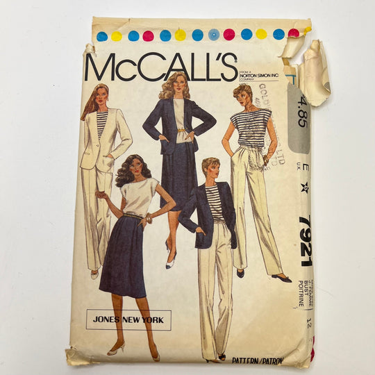 Sewing Pattern - Womenswear - McCall&
