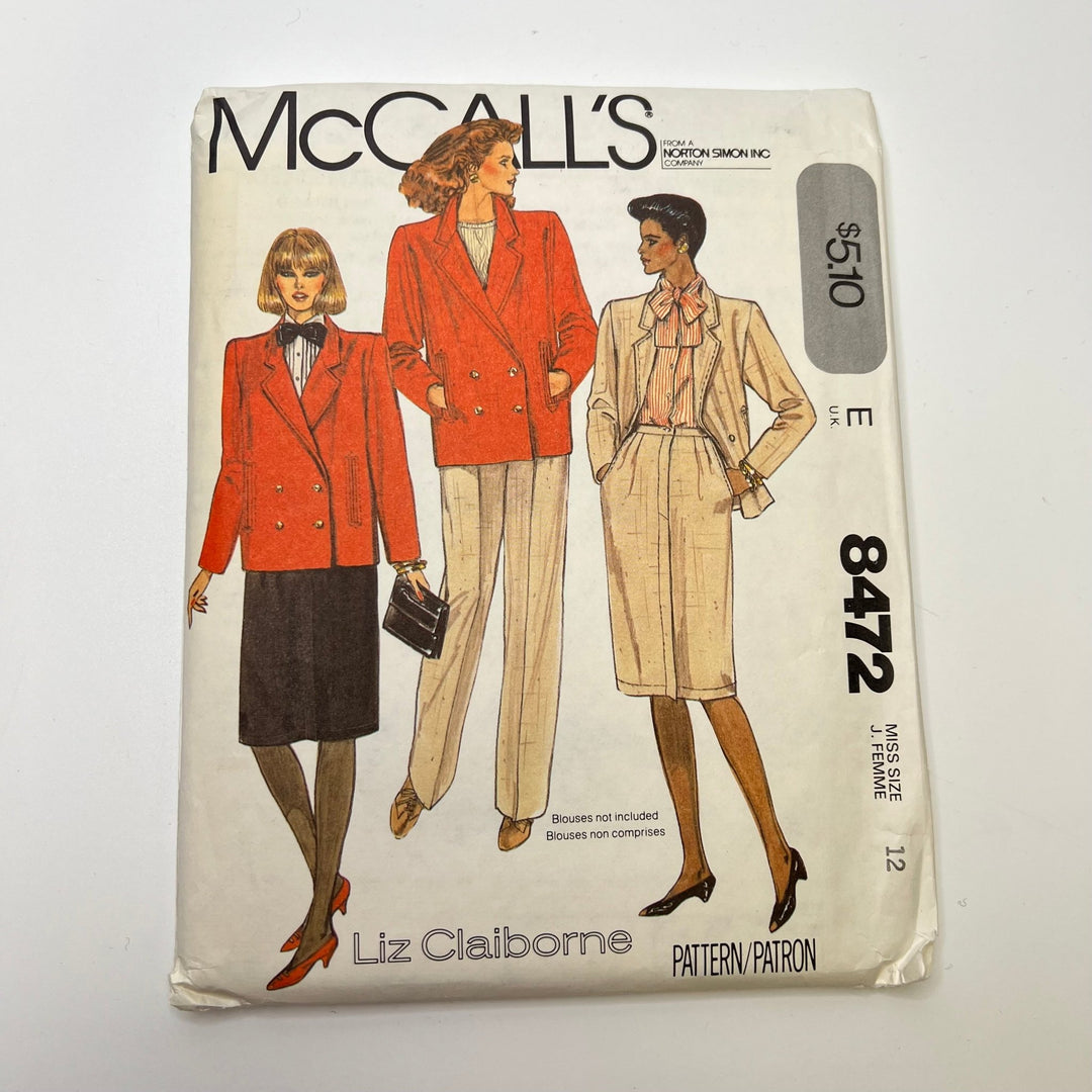 Sewing Pattern - Womenswear - McCall's 8472 - True Deadstock supplies Fabric by private - Sustainable Textile | FABCYCLE