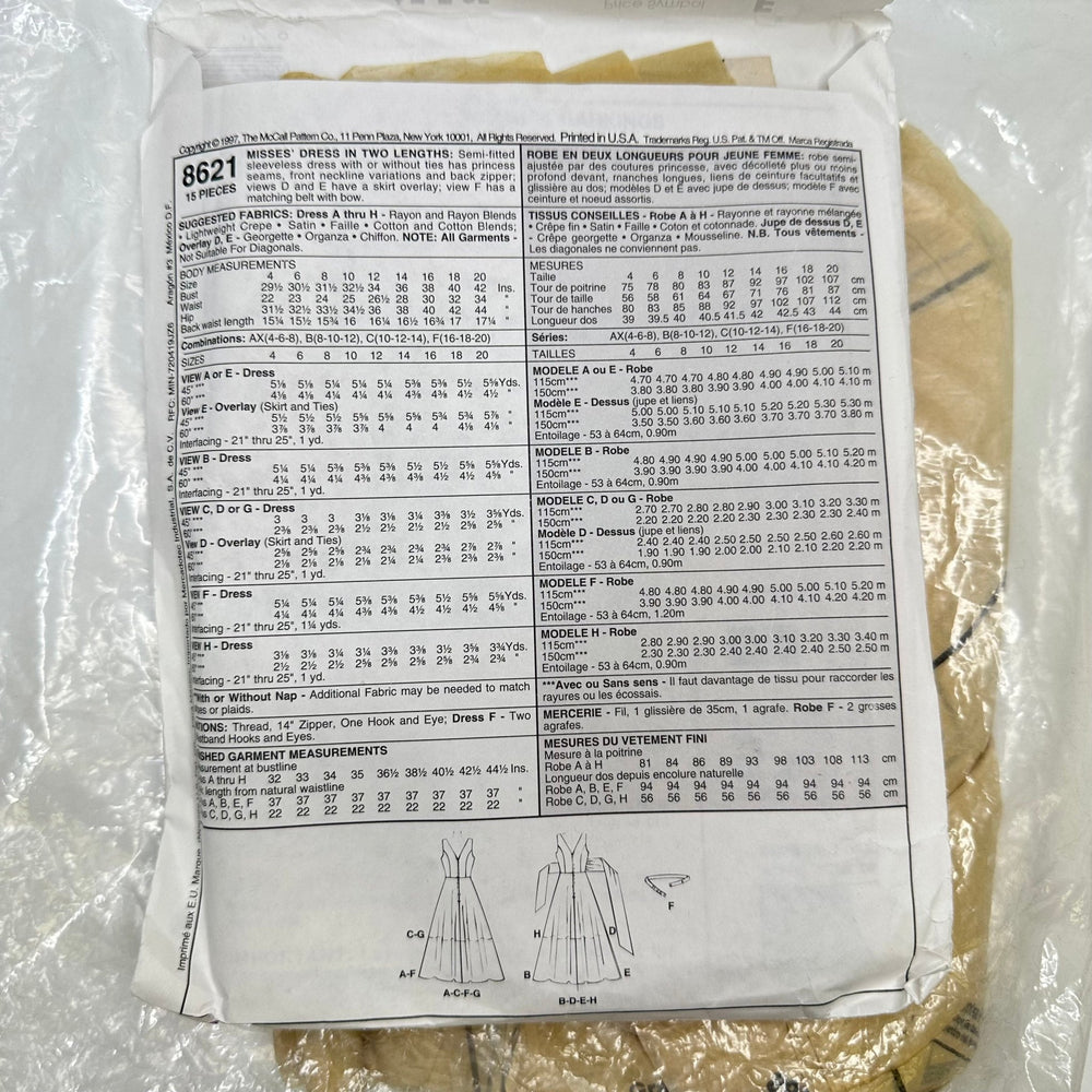 Sewing Pattern - Womenswear - McCall's 8621 - True Deadstock supplies Fabric by private - Sustainable Textile | FABCYCLE