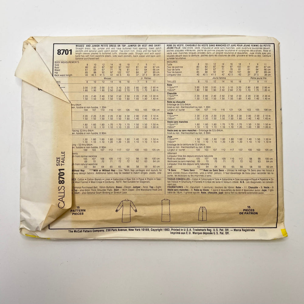 Sewing Pattern - Womenswear - McCall's 8701 - True Deadstock supplies Fabric by private - Sustainable Textile | FABCYCLE