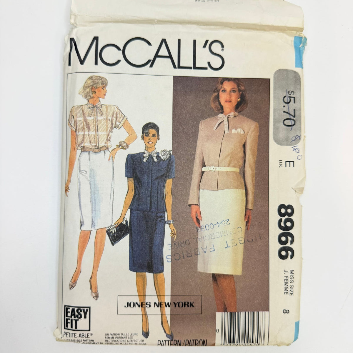 Sewing Pattern - Womenswear - McCall's 8966 - Size 8 - True Deadstock supplies Fabric by private - Sustainable Textile | FABCYCLE