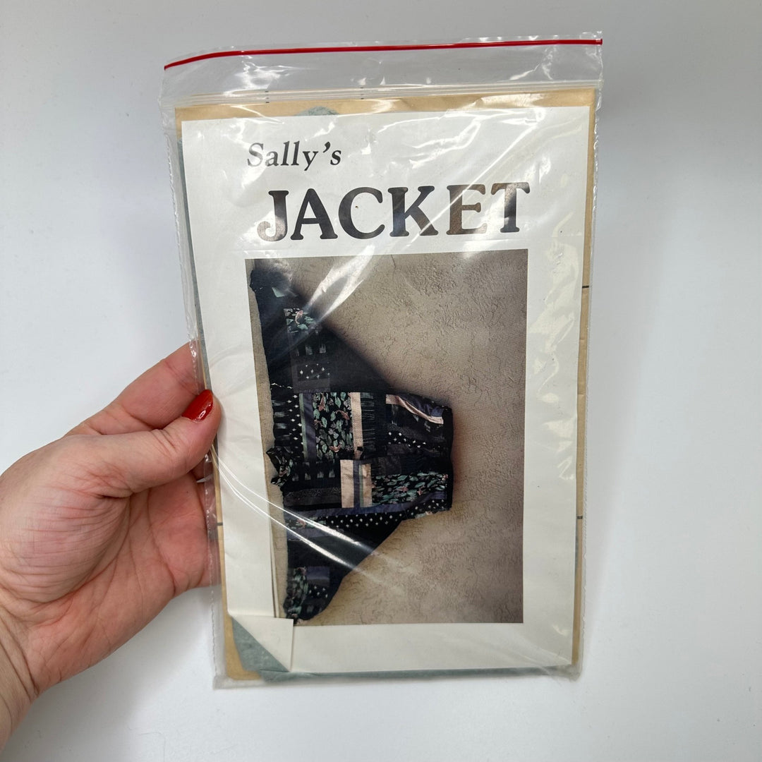 Sewing Pattern - Womenswear - Sally Jacket - True Deadstock supplies Fabric by private - Sustainable Textile | FABCYCLE