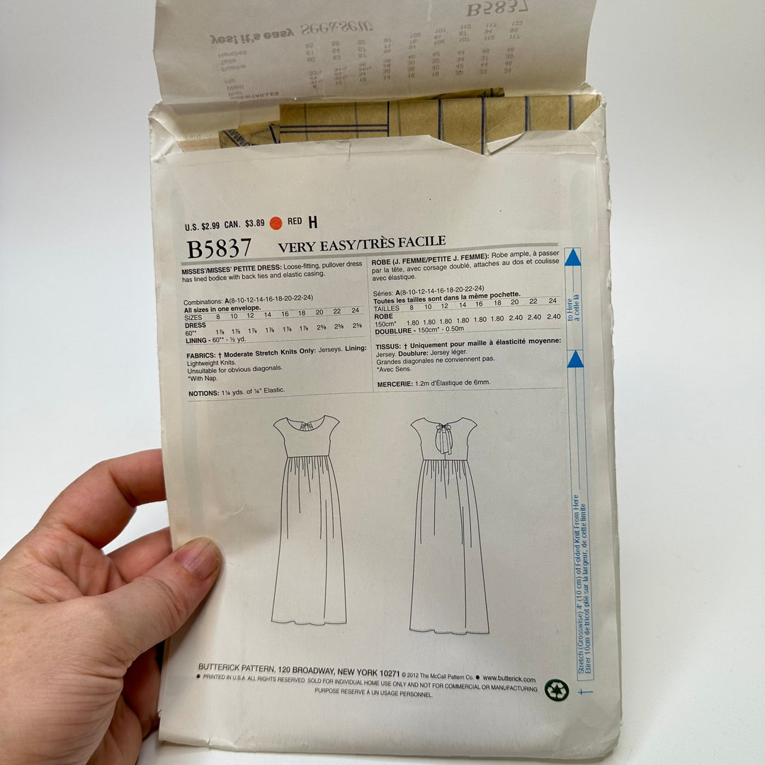 Sewing Pattern - Womenswear - See &amp; Sew 5837 - True Deadstock supplies Fabric by private - Sustainable Textile | FABCYCLE