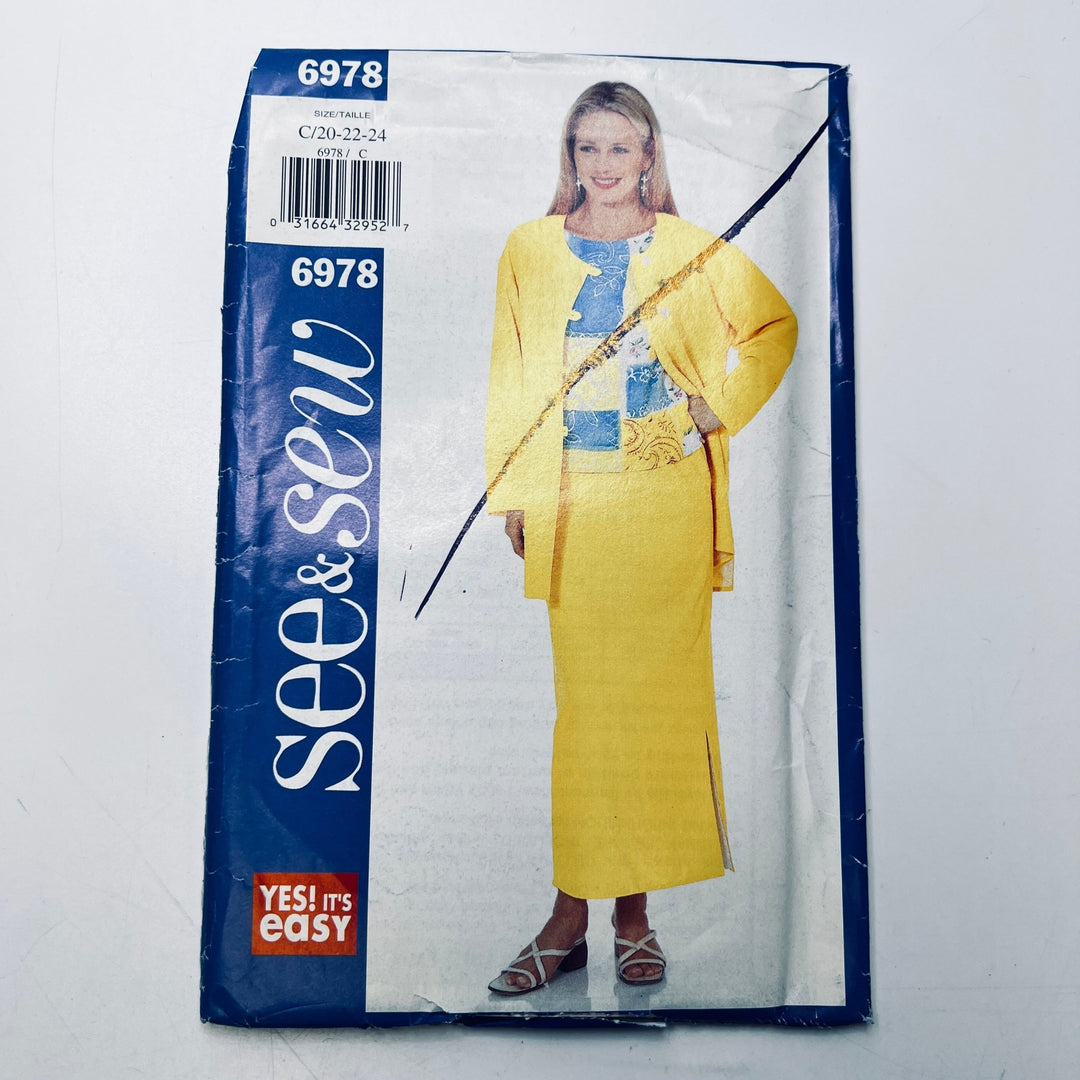 Sewing Pattern - Womenswear - See &amp; Sew 6978 - True Deadstock supplies Fabric by private - Sustainable Textile | FABCYCLE