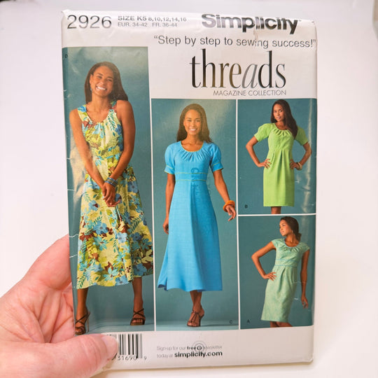 Sewing Pattern - Womenswear - Simplicity 2926 - True Deadstock supplies Fabric by private - Sustainable Textile | FABCYCLE