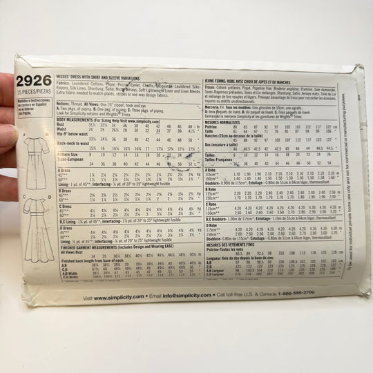 Sewing Pattern - Womenswear - Simplicity 2926 - True Deadstock supplies Fabric by private - Sustainable Textile | FABCYCLE